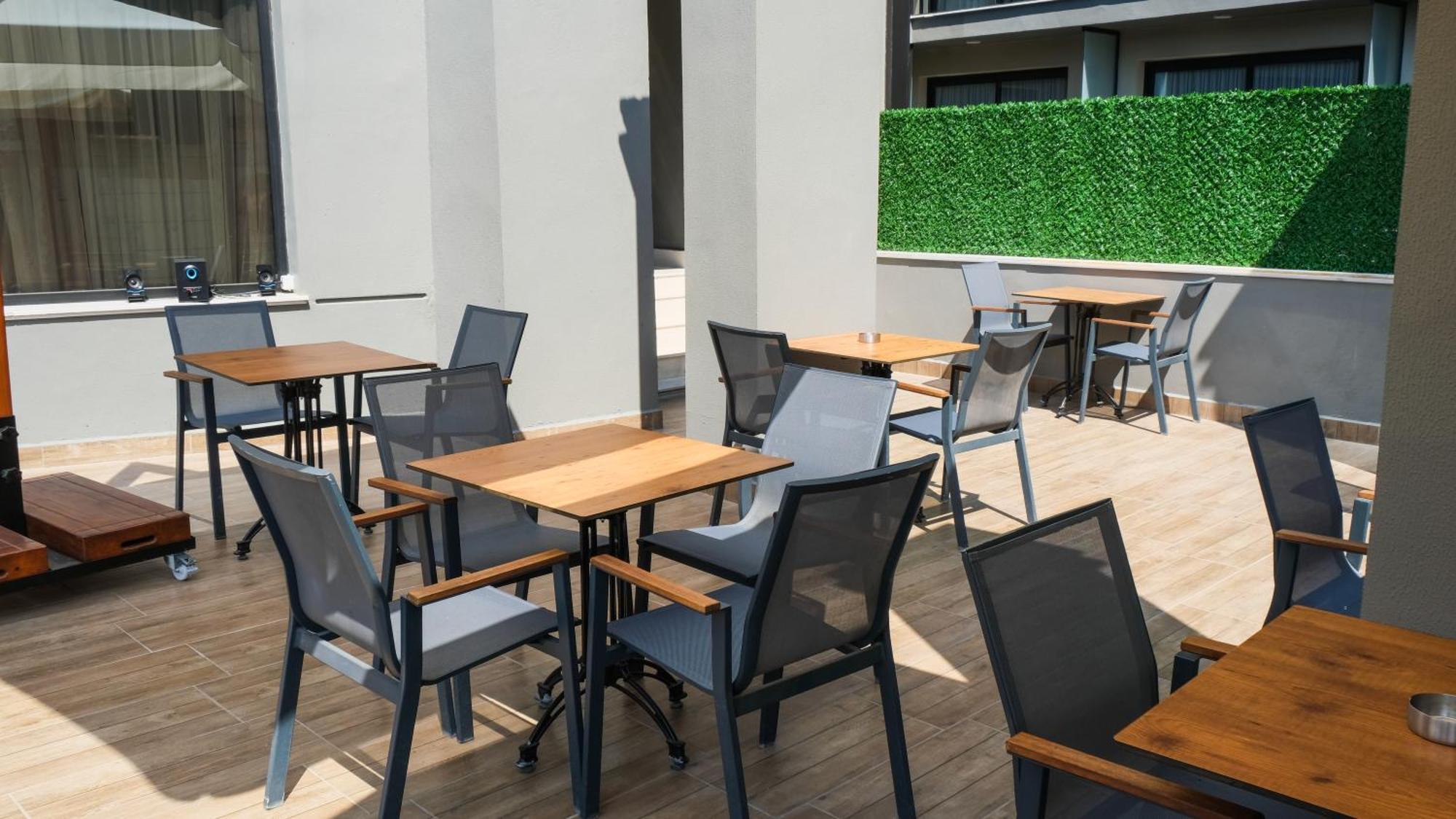 Hotel Myway Deluxe Alsancak Izmir Exterior foto